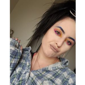 Meet your Posher, Lindi